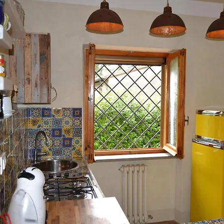 Freistehendes Haus Mit Garten Zur Alleinigen Nutzung בית נופש